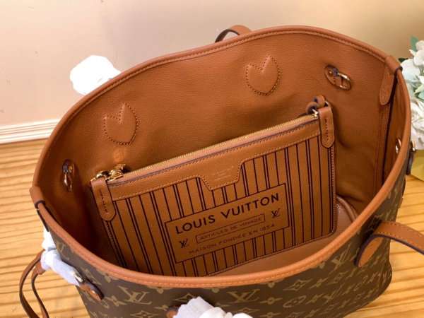 Best Top Quality Louis Vuitton Reversible Neverfull Bag