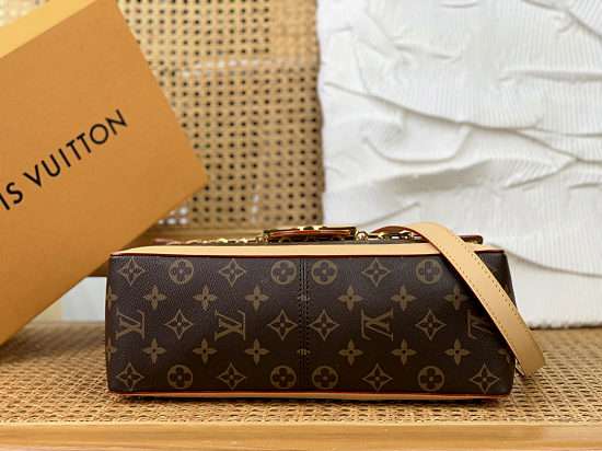 Louis Vuitton Dauphine Soft GM Bag LV M47149