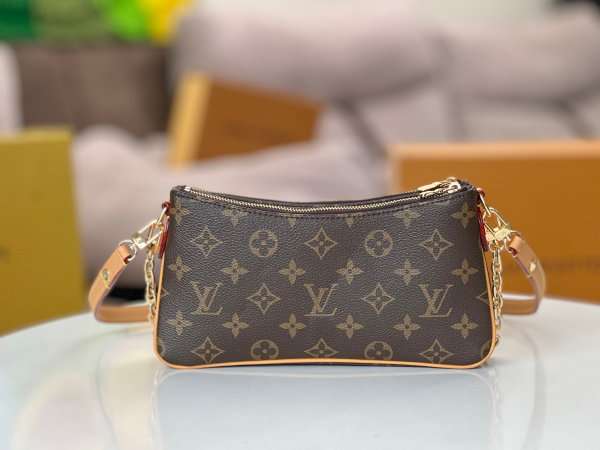 Top Quality Louis Vuitton Liv Pochette Monogram Bag M83008