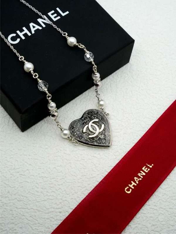 Chanel Silver Heart Chocker