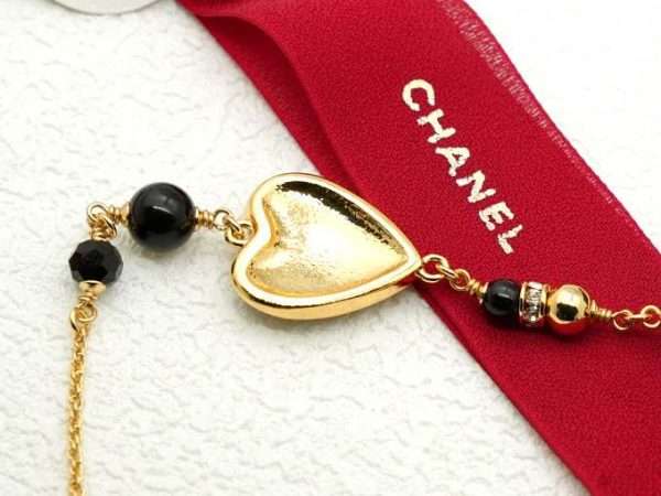 Chanel Heart Choker Gold